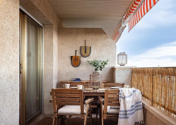 Impressive Beachfront Διαμέρισμα *